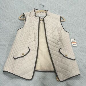 Charter club quilted vest nwt